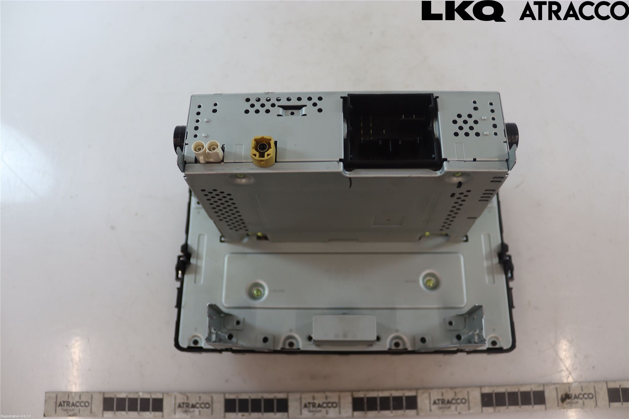 Volkswagen VW JETTA VI 11- Stereo Radio Med Cd