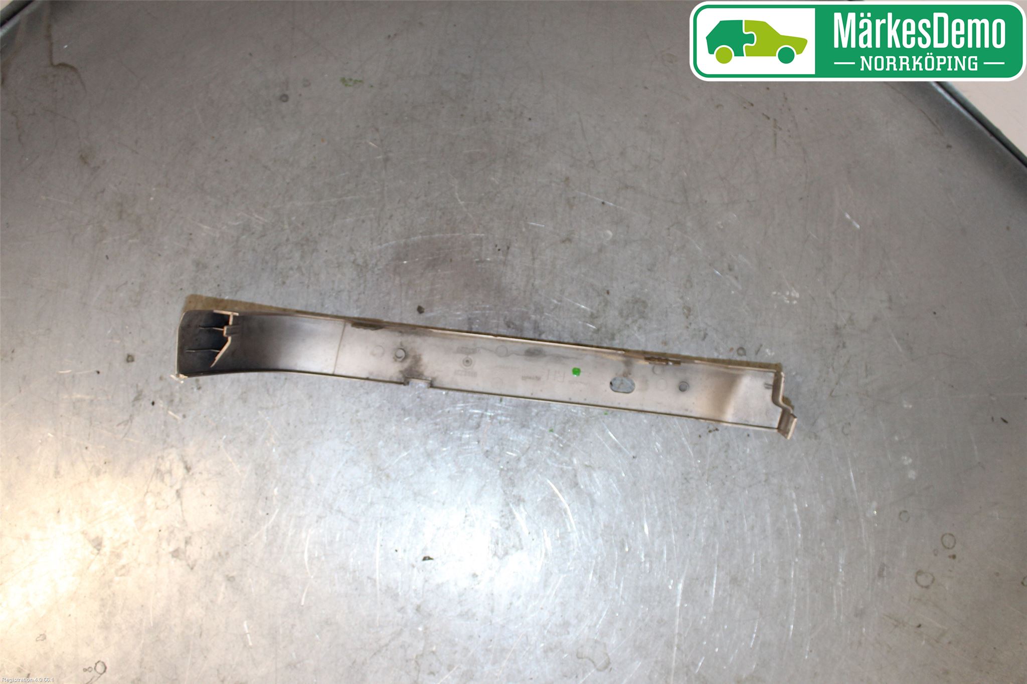 Volvo 850 91-97 Frontlykt Ramme H Lyktering