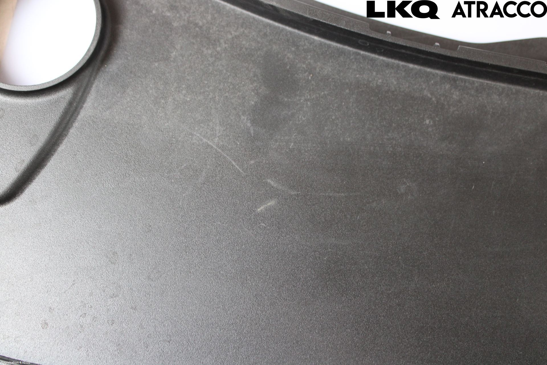 Volvo V90 17->> Visker Deksel-Grill-Under Frr