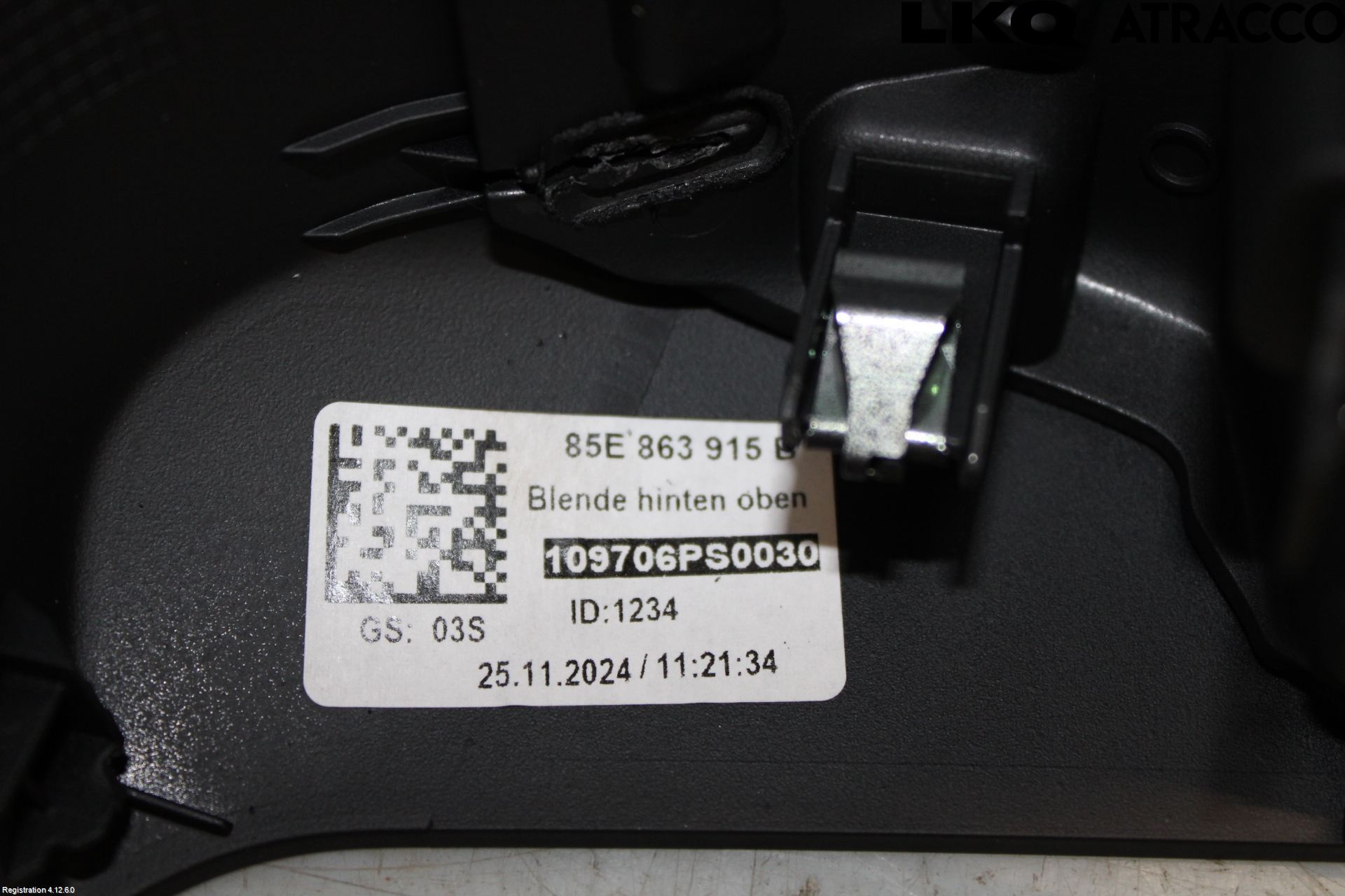 Audi Q6 E-TRON CN 24- Instrumentkonsoll Midt