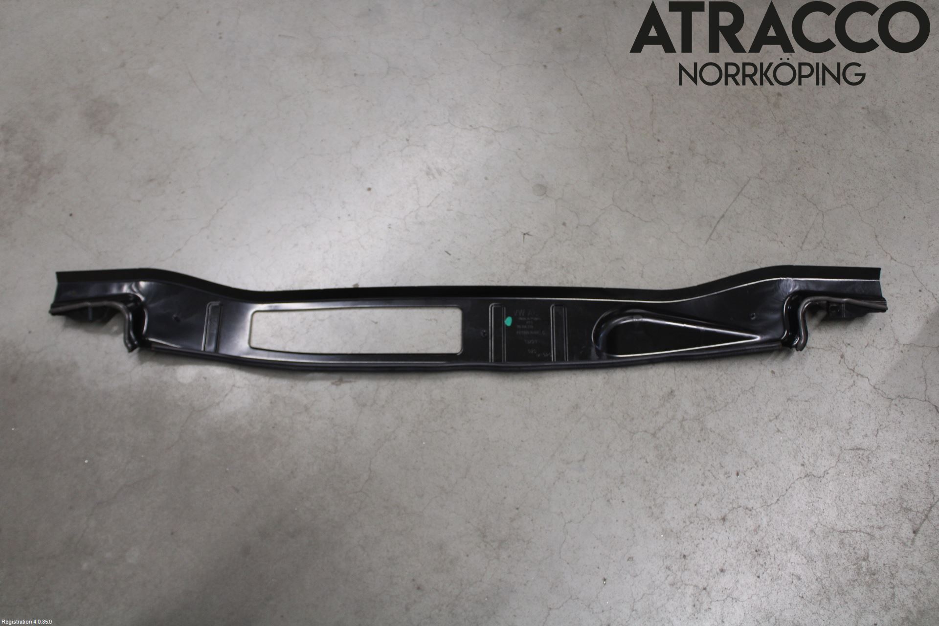 Volkswagen VW ID.4 21- Visker Deksel-Grill-Under Frr