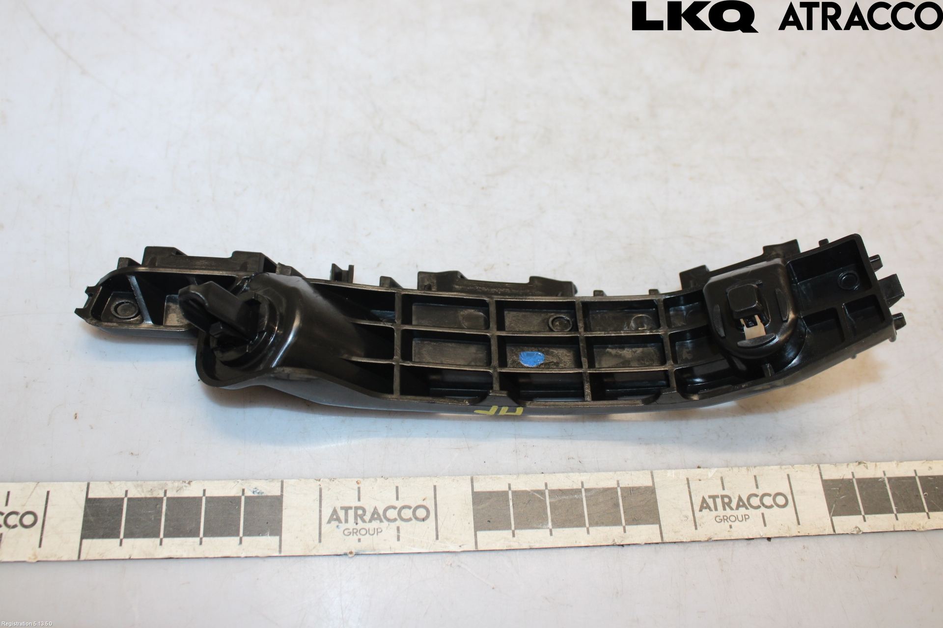 Toyota YARIS XP21 20- Støtfangerfeste Foran Høyre