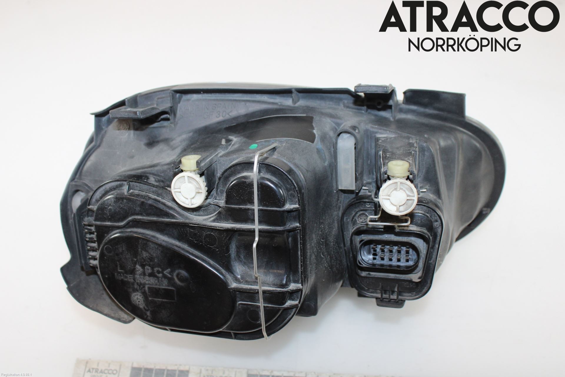 Volkswagen VW GOLF IV 98-06 Frontlykt Venstre