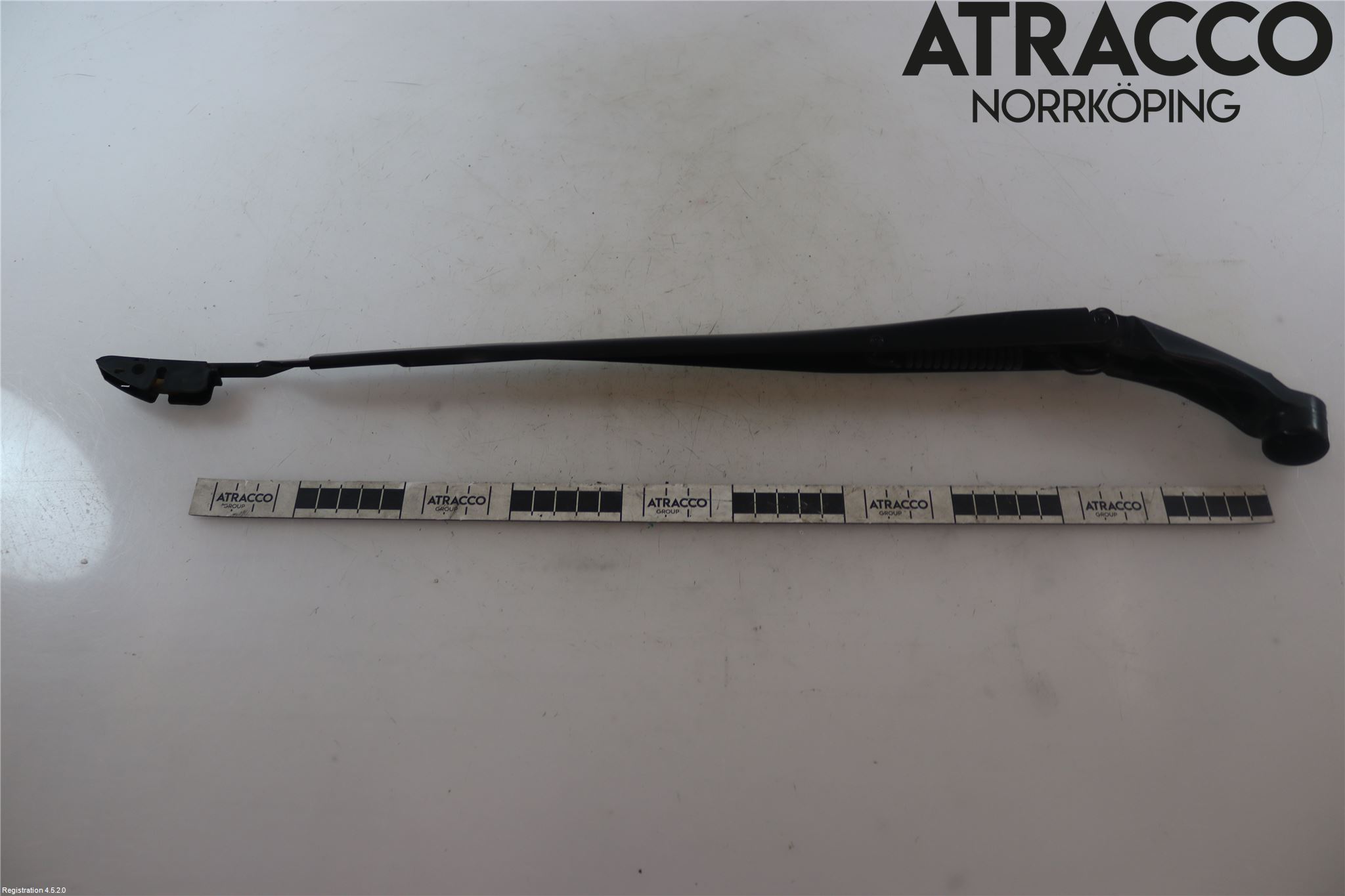 Toyota AURIS 13-19 Viskerarm-Armer Frontrute