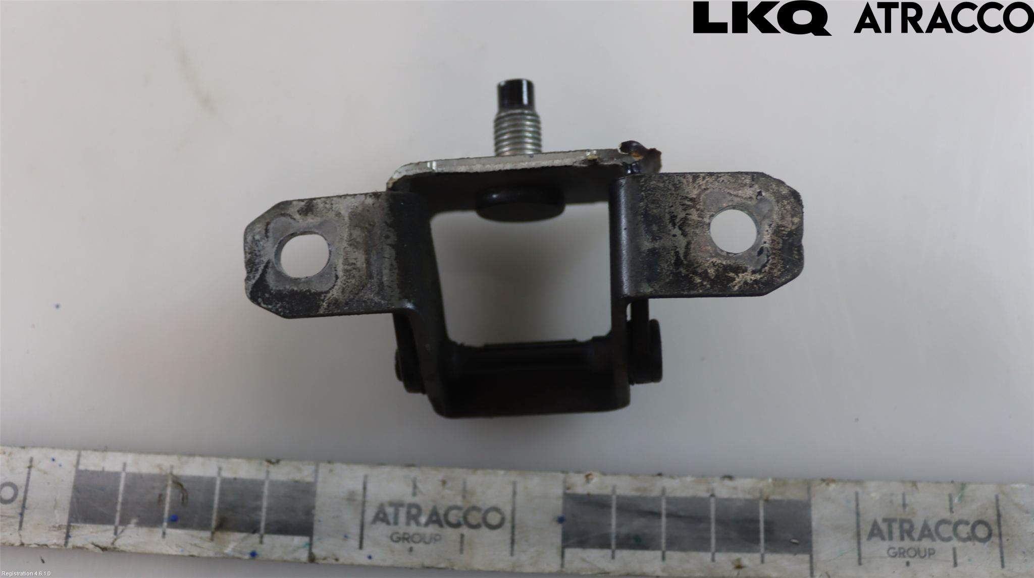 Nissan MICRA 11-16 Bakluke Hengsel Venstre