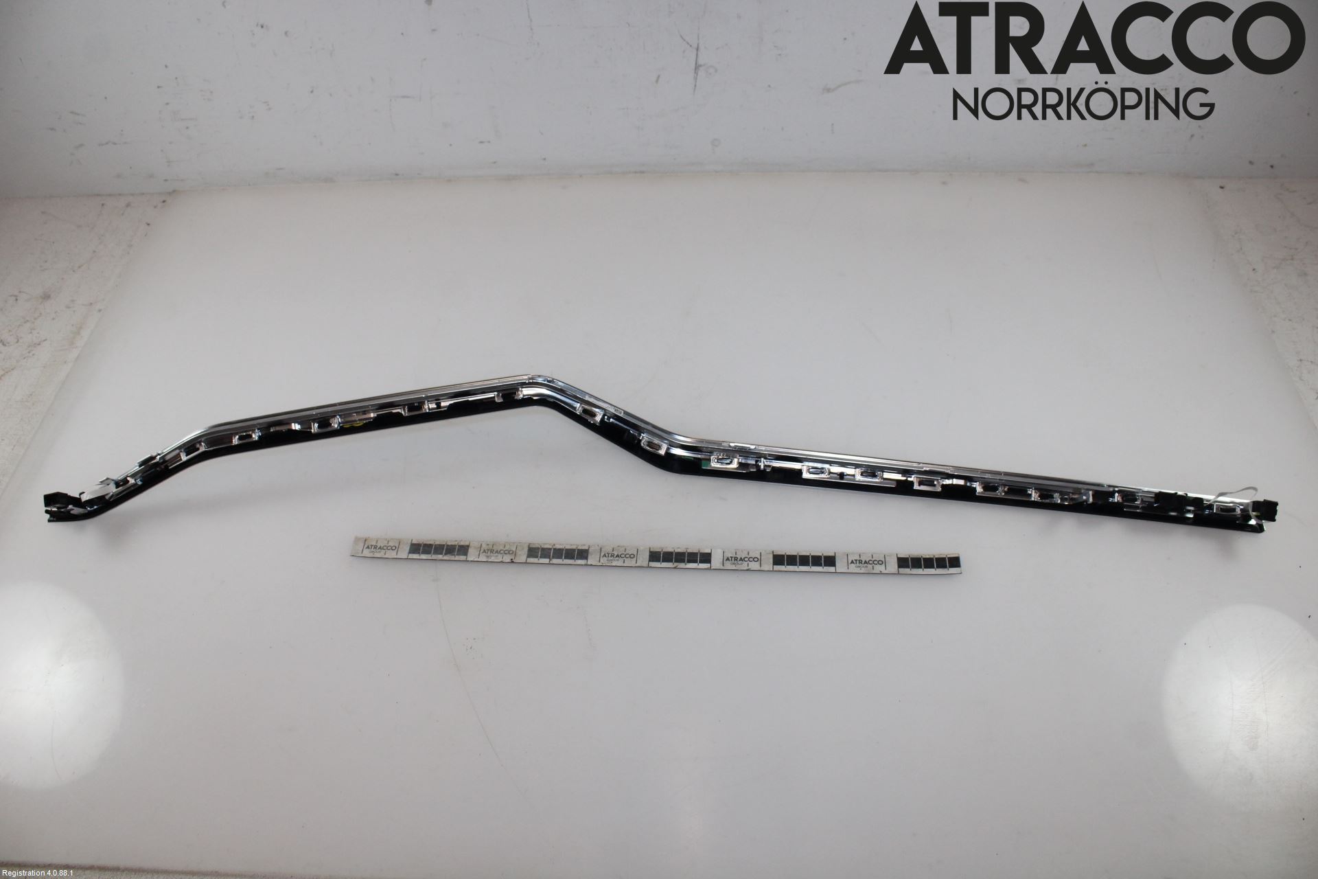 Volkswagen VW TOUAREG CR 18- Innr Dekor Instrbord