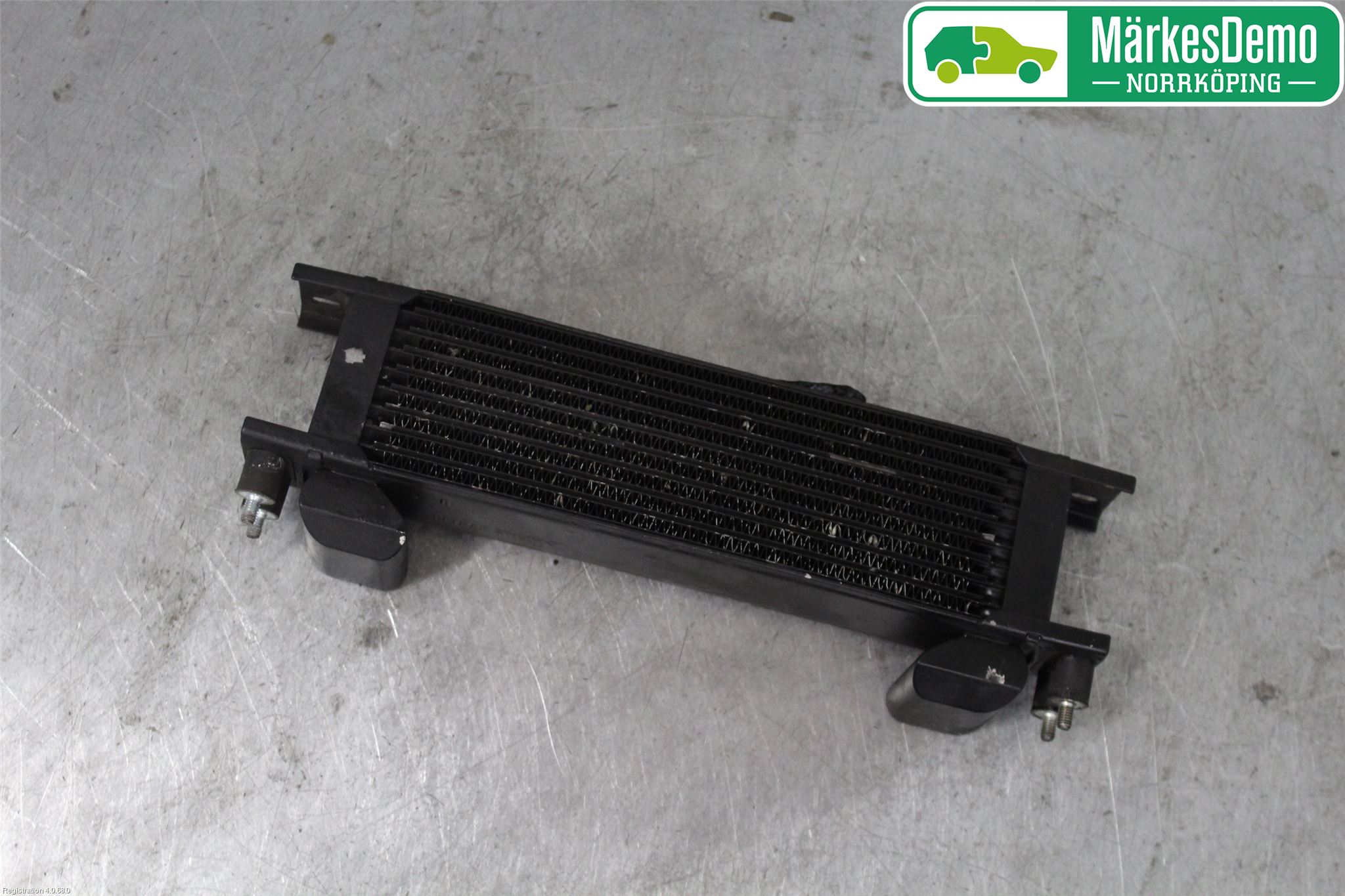 Jaguar XK/XKR 06-14 Radiator Oljekjøler Motor