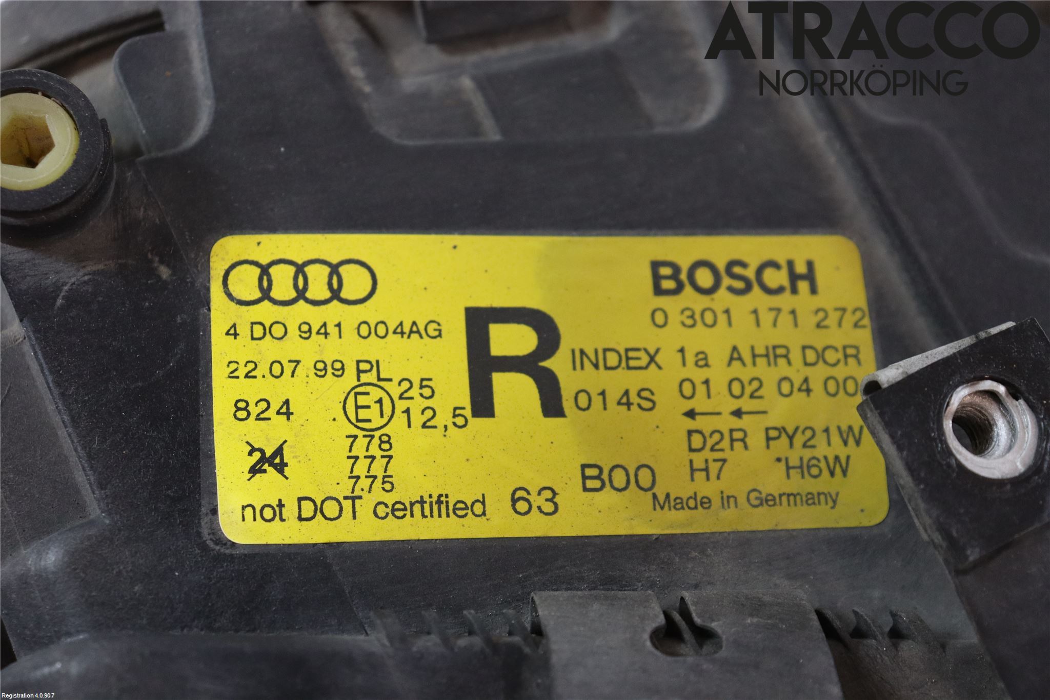 Audi A8/S8 4D 94-02 Frontlykt Høyre