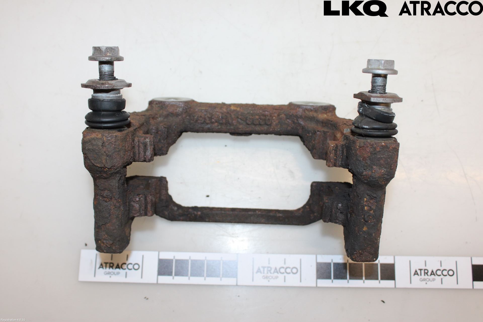 Toyota AVENSIS 09-15 Bremsecaliper Feste Holder