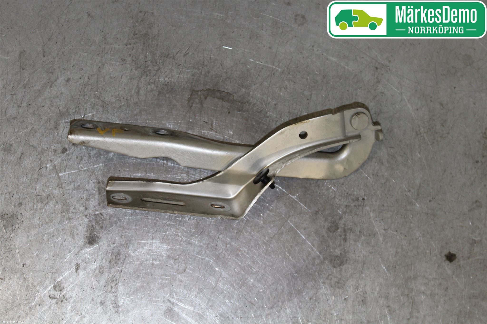 Peugeot 307     05-08 Panser Hengsel - Hengsler