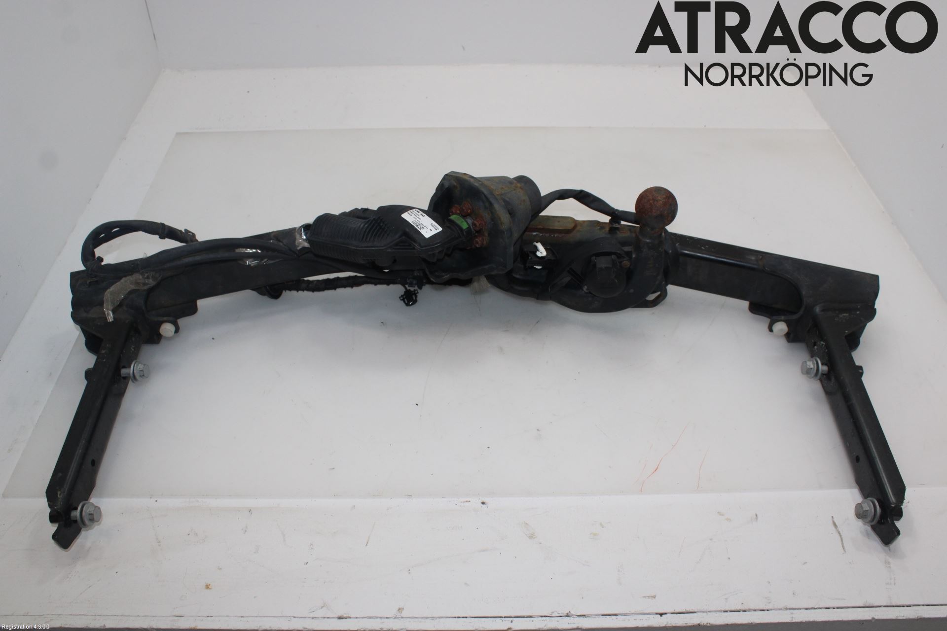 Audi A4/S4 B9 16-19 Tilhengerfeste