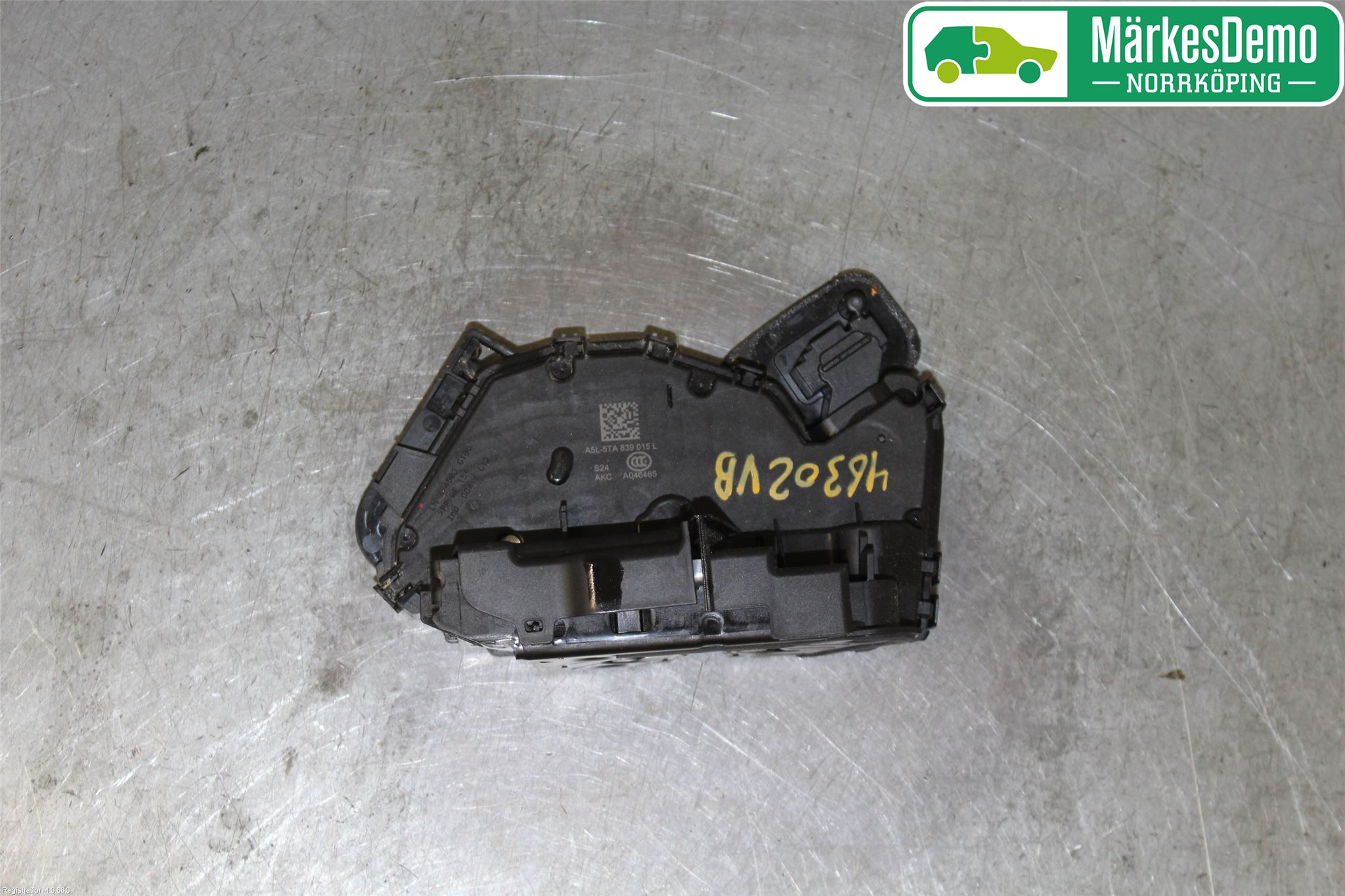 Volkswagen VW GOLF / E-GOLF VII 13-20 Dørlås - Låsekasse
