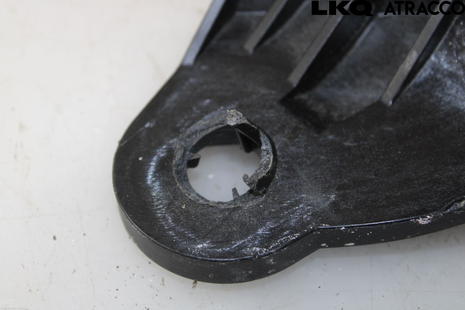 Volkswagen VW PASSAT 24- Batterikasse - Feste - Holder