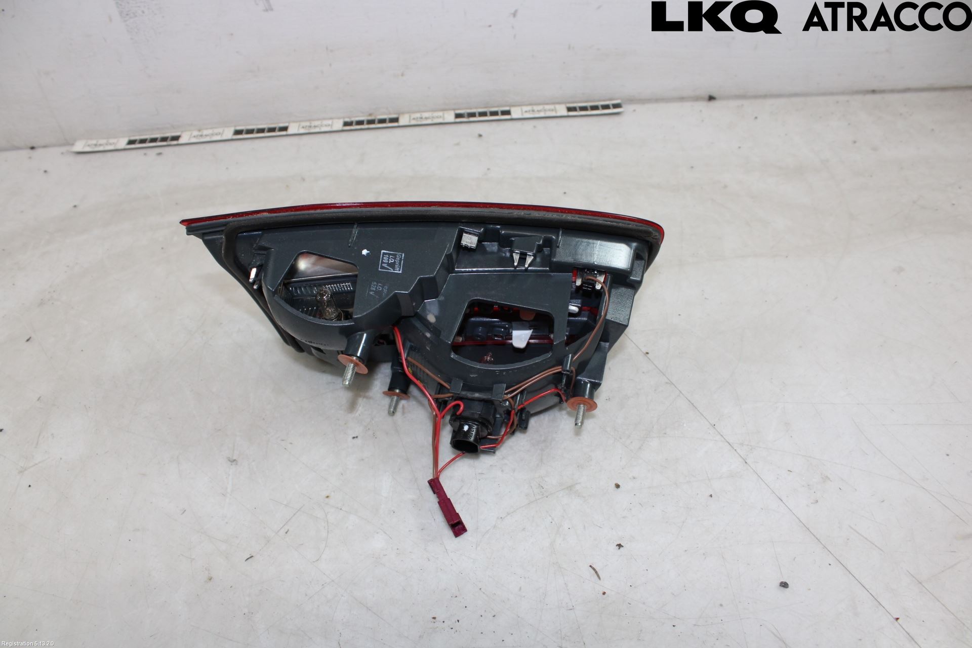 BMW 5 F10/F11/F18 09-17 Baklykt Høyre  På Luke(Indre)