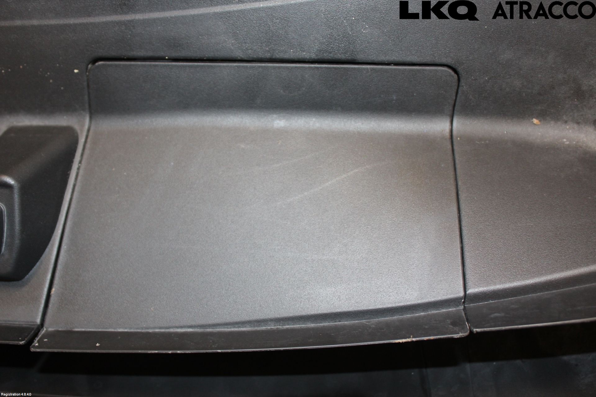 Toyota YARIS CROSS XP21 21- Visker Deksel-Grill-Under Frr