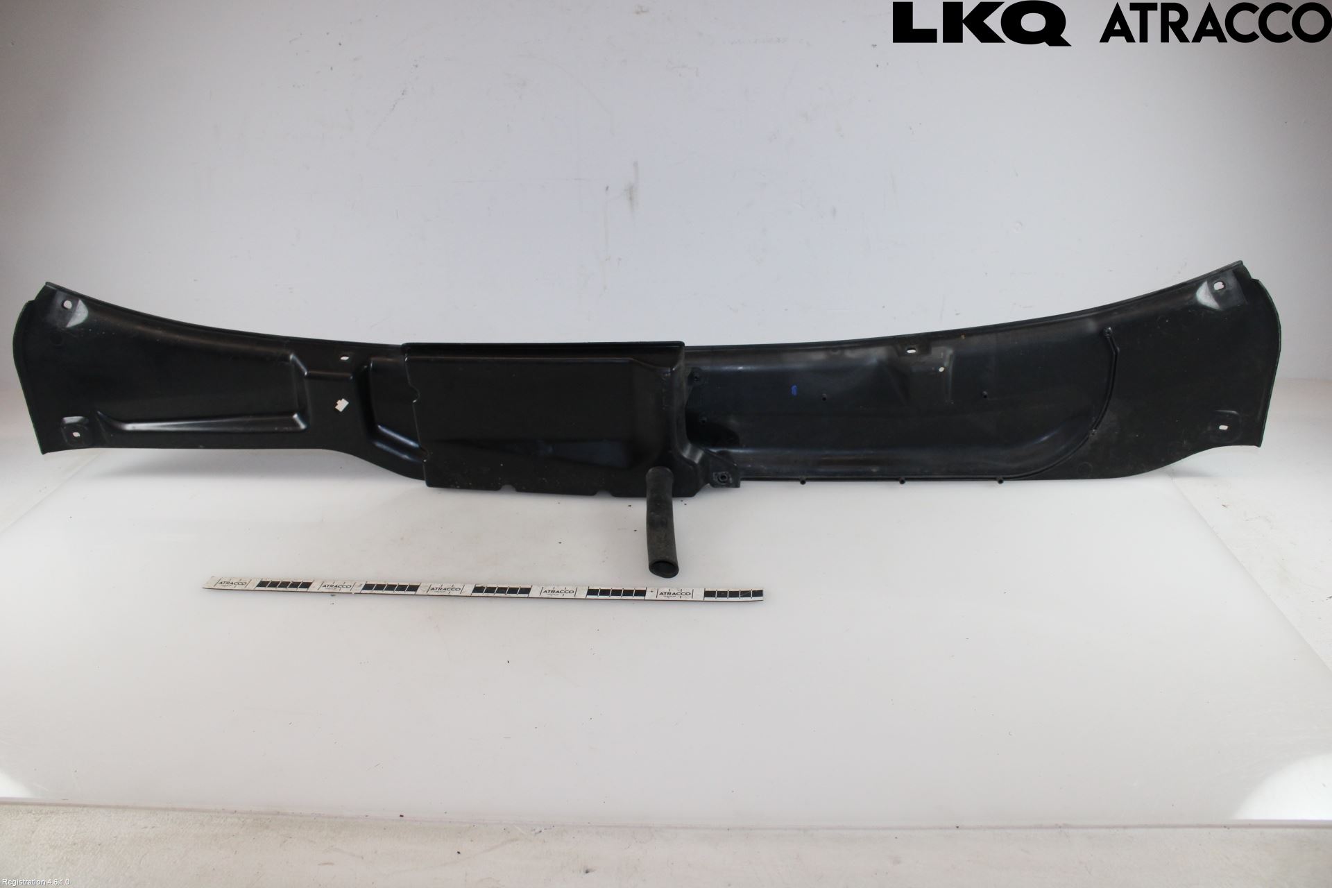 Saab 9000 CS    92-98 Visker Deksel-Grill-Under Frr