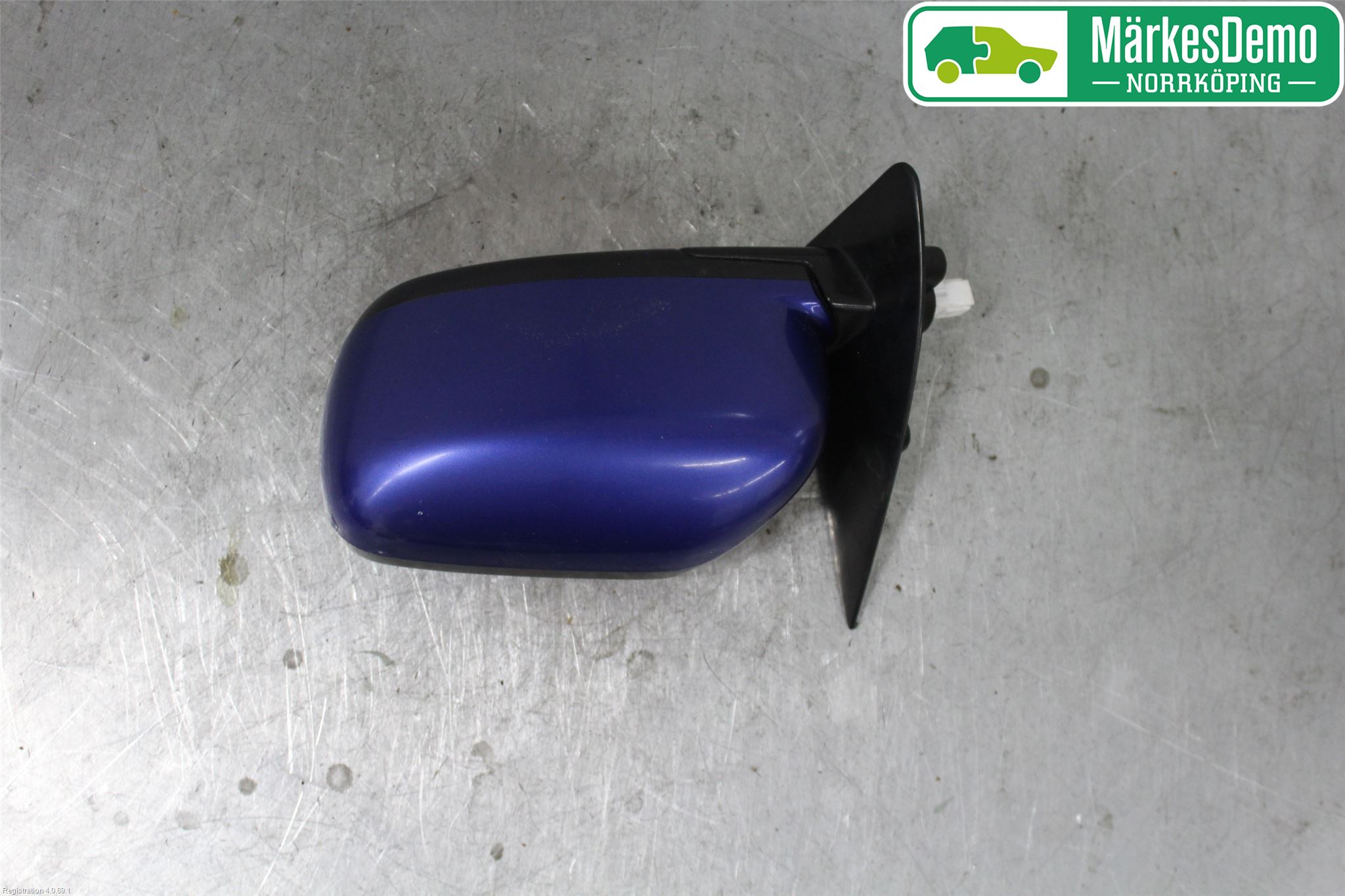 Mitsubishi OUTLANDER 01-07 Speil V M-El Justering