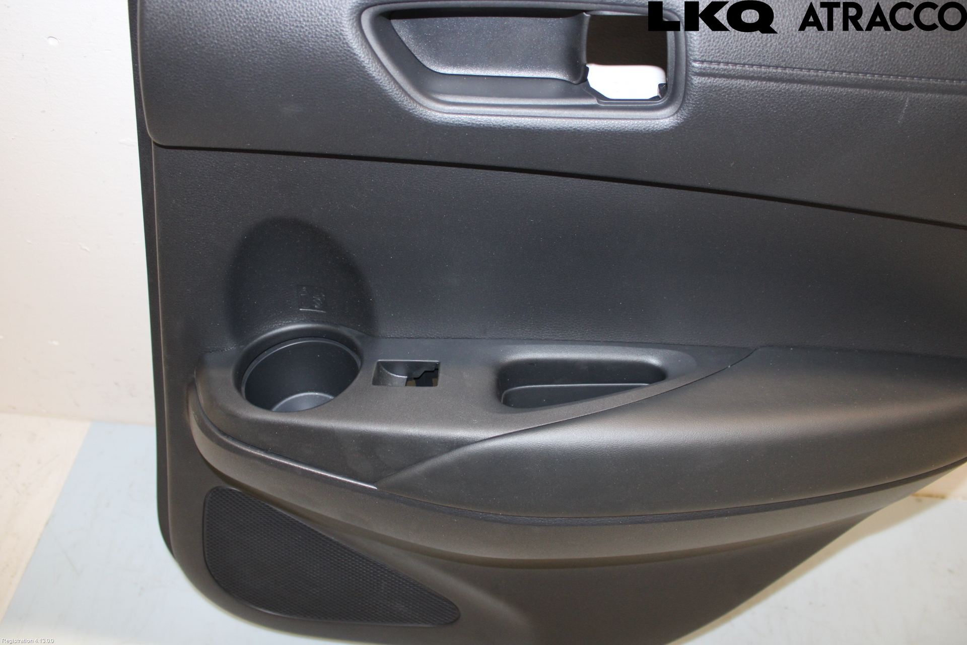 Toyota COROLLA CROSS XG10 22- Innr Dørtrekk Høyre