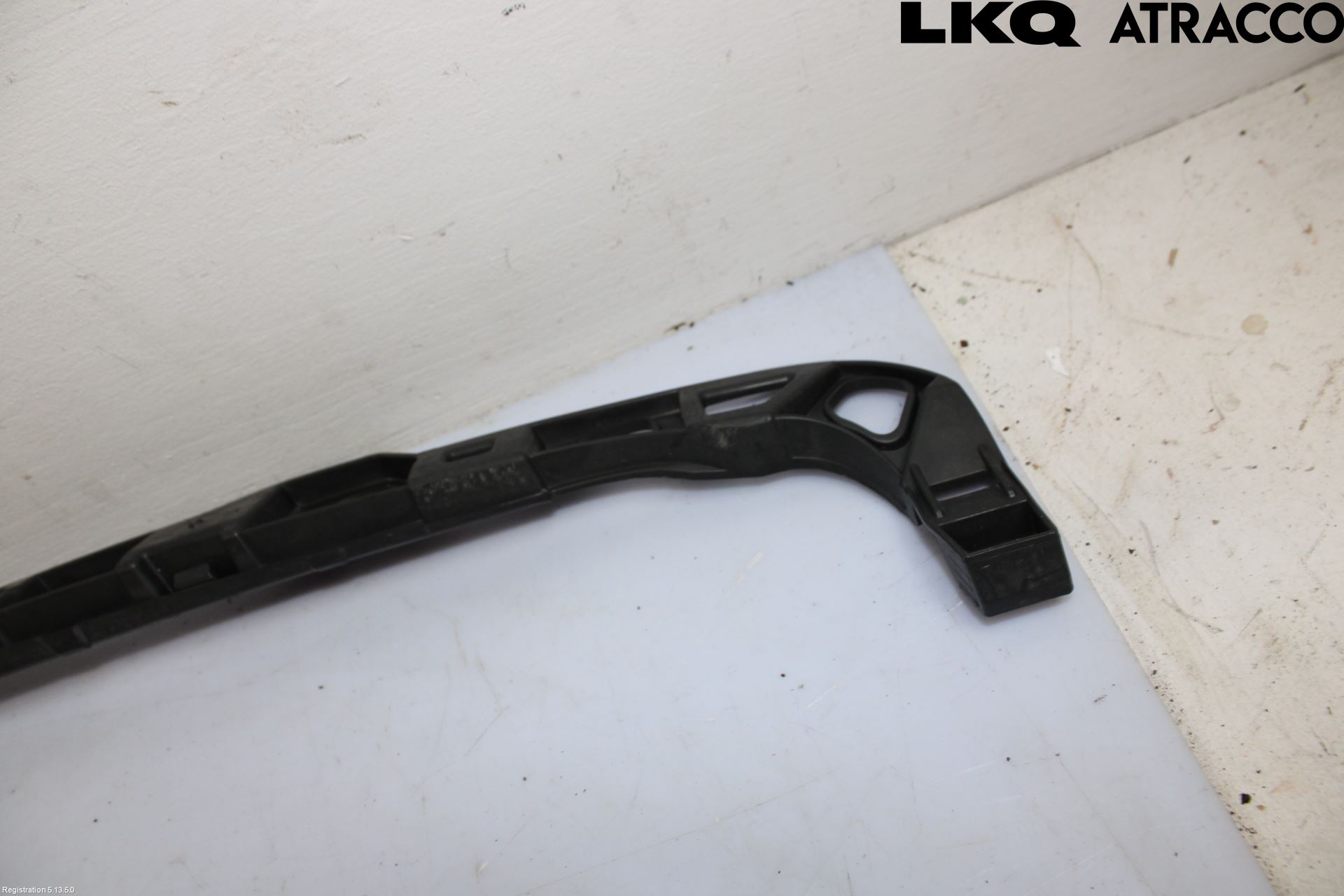 Volkswagen VW GOLF VI 09-13 Støtfanger Bak Midt Del