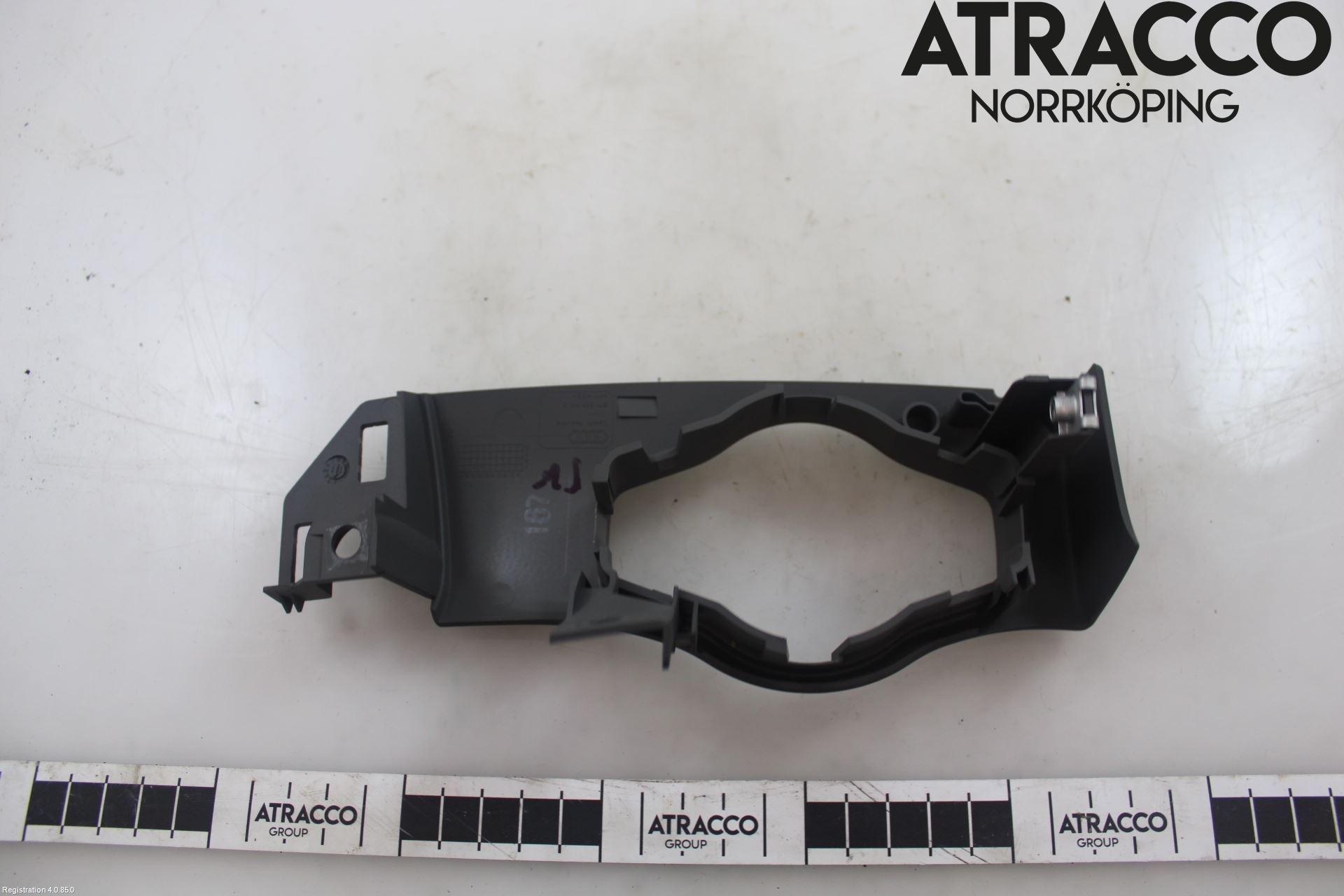 Audi A4/S4 08-11 Innr Radio Ramme