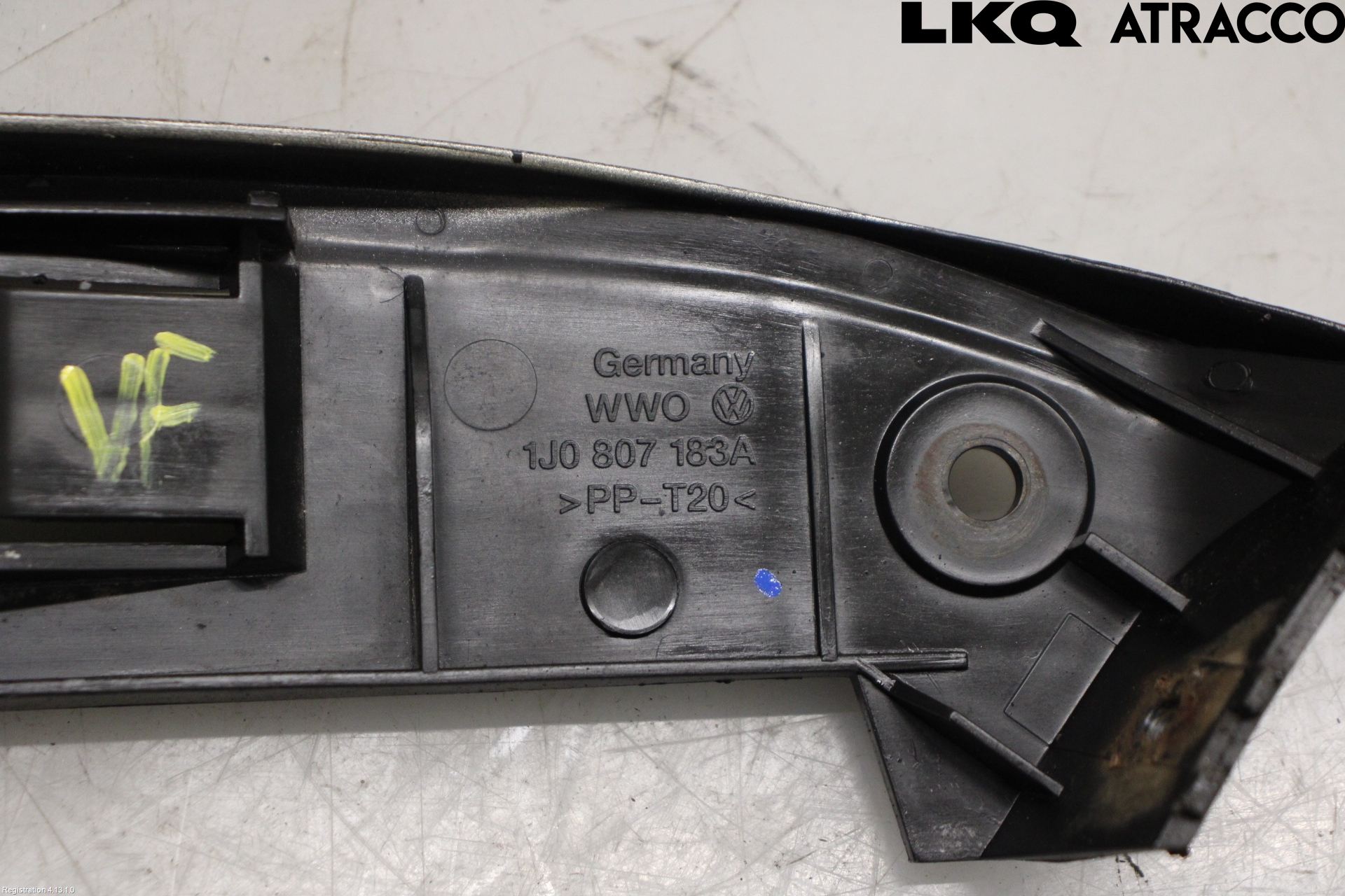 Volkswagen VW GOLF IV 98-06 Støtfangerfeste Foran Venstre