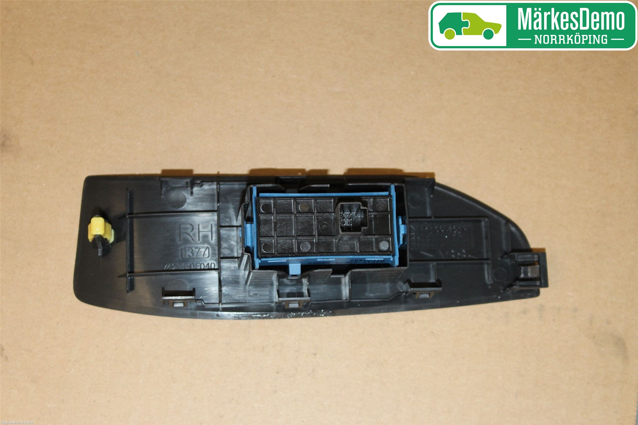 Toyota VERSO 09-18 Bryter Vindusheis