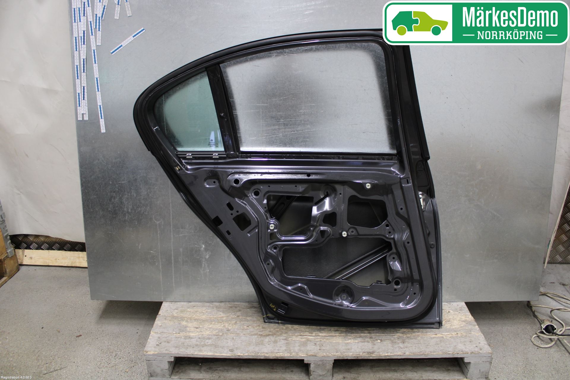 BMW 3 E90/91 SED/TOU 05-12 Dør 4D Bak Venstre
