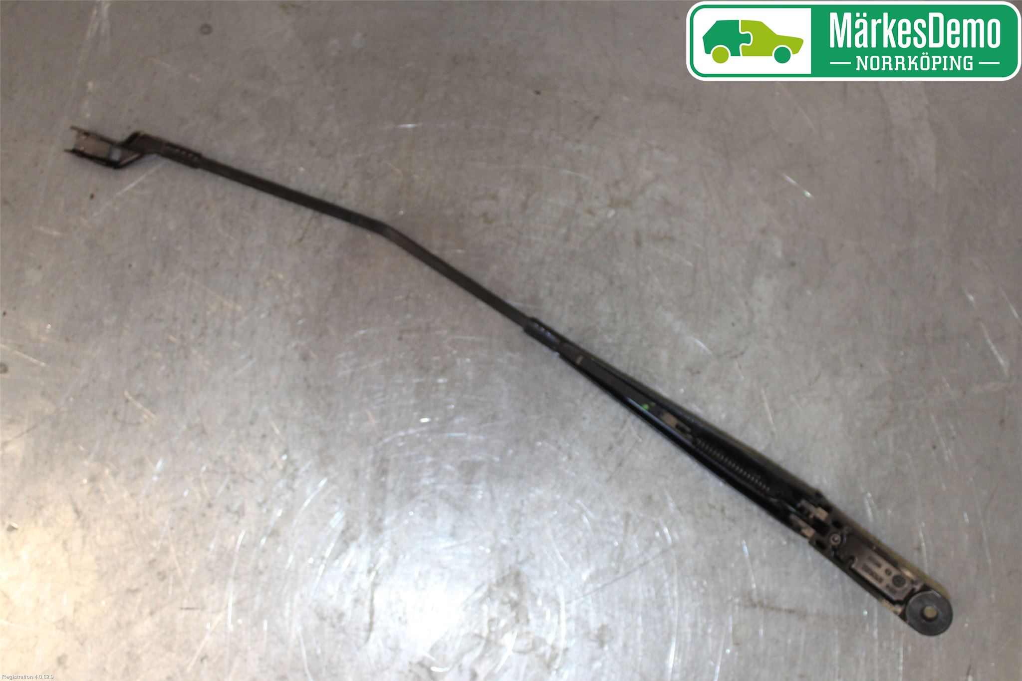 Volkswagen VW GOLF / E-GOLF VII 13-20 Viskerarm-Armer Frontrute