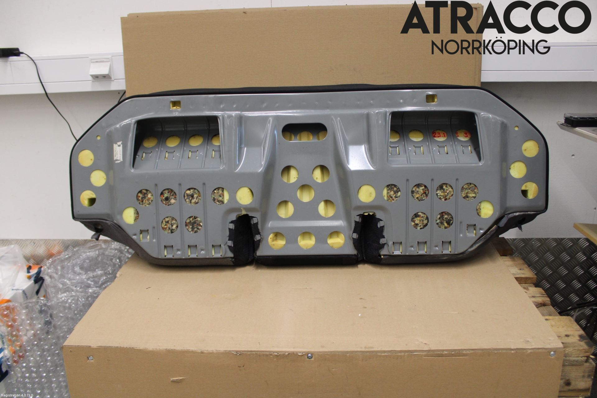 Mercedes-Benz MB 200-500  (W124) 86-96 Innr Sete Bak Sittepute
