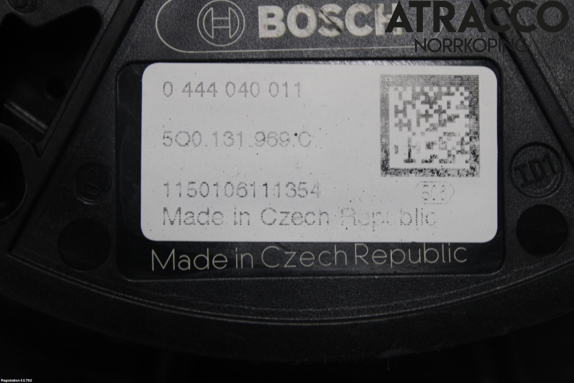 Audi Q3 8U 12-18 Adblue Tank