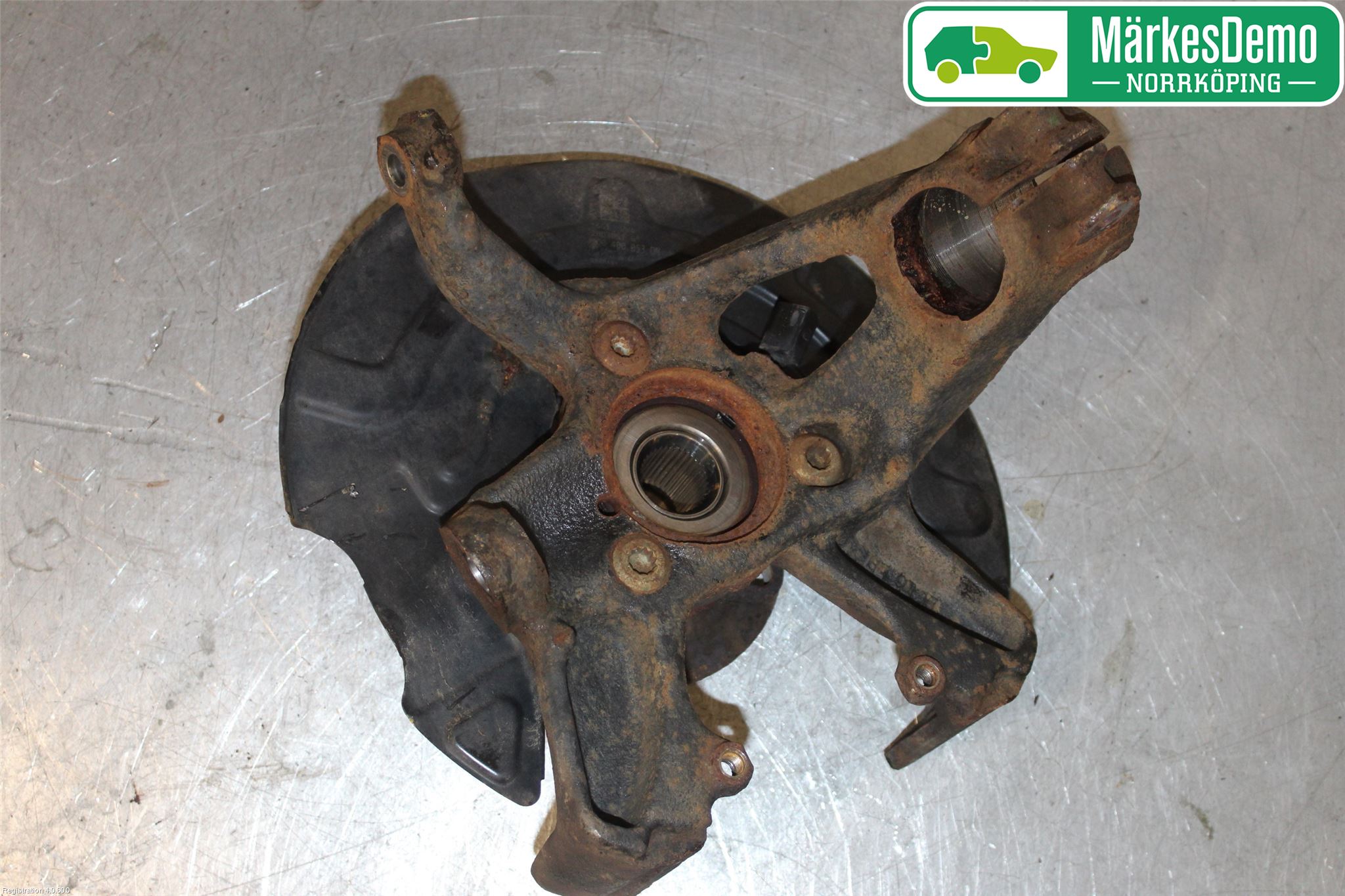 Volkswagen VW GOLF / E-GOLF VII 13-20 Spindel Vf