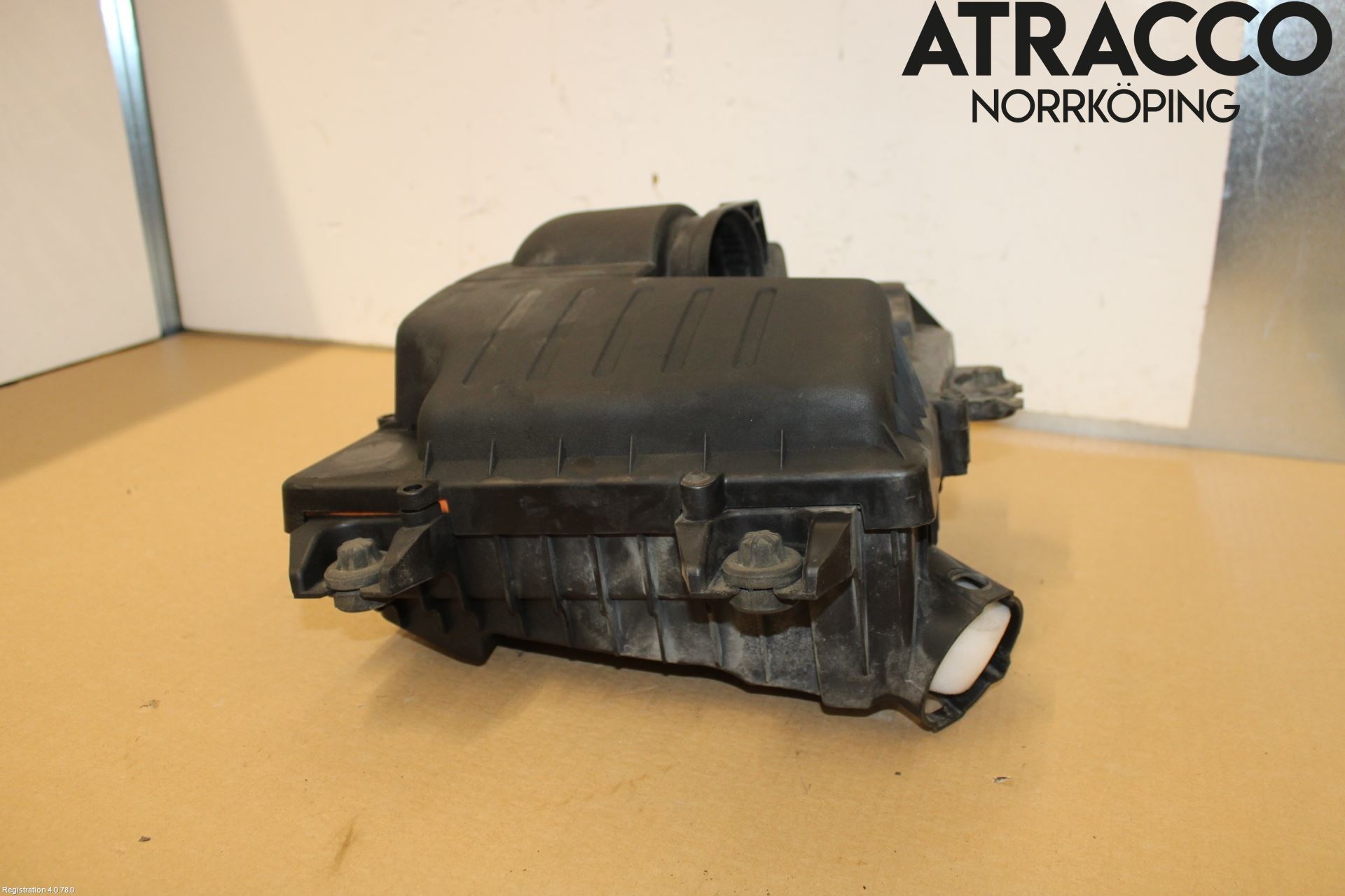 Renault TRAFIC   02-14 Luftfilter Boks