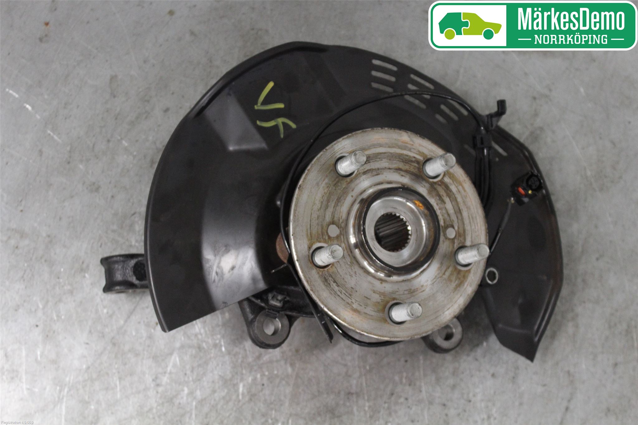 Toyota C-HR 16-23 Spindel Vf