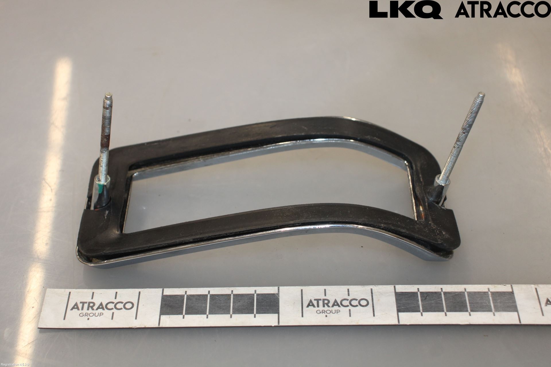 Ford MUSTANG    64-73 Baklykt Omramming