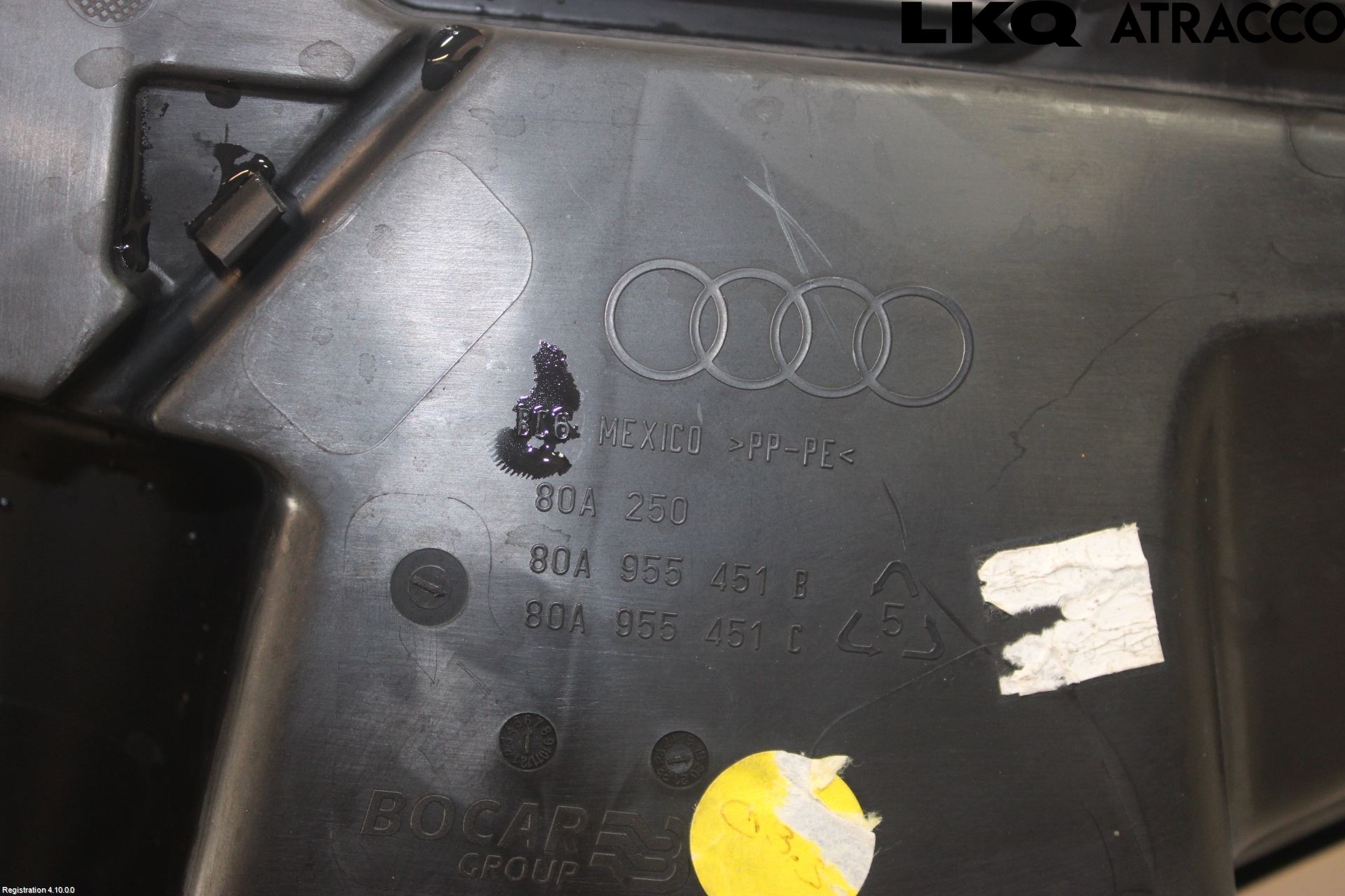 Audi Q5/SQ5 17- Spylerbeholder Frontrute-Lykte