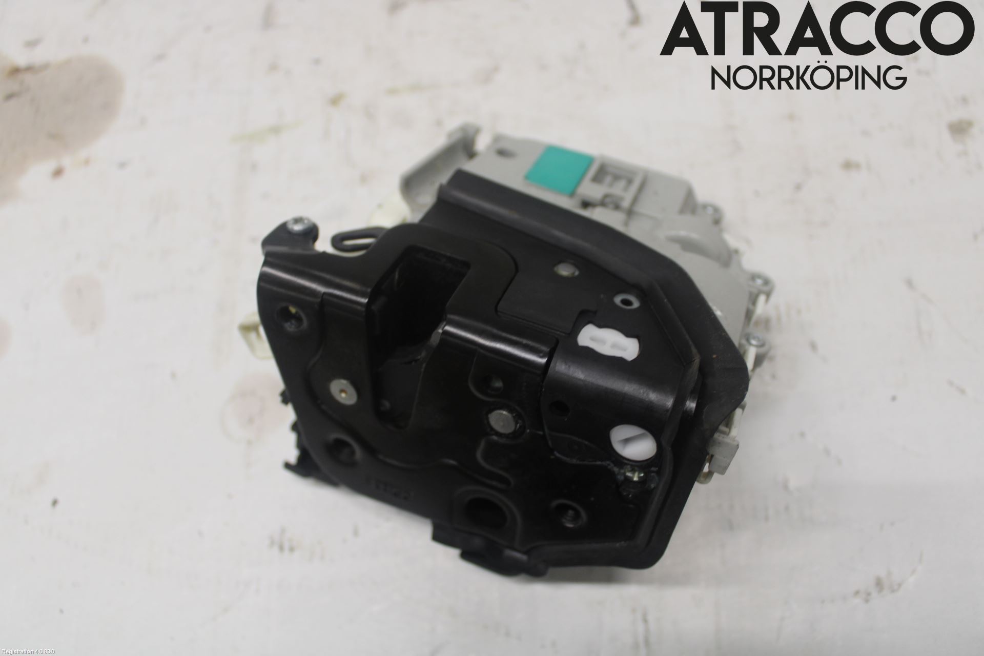 Audi A4/S4 B9 16-19 Dørlås - Låsekasse