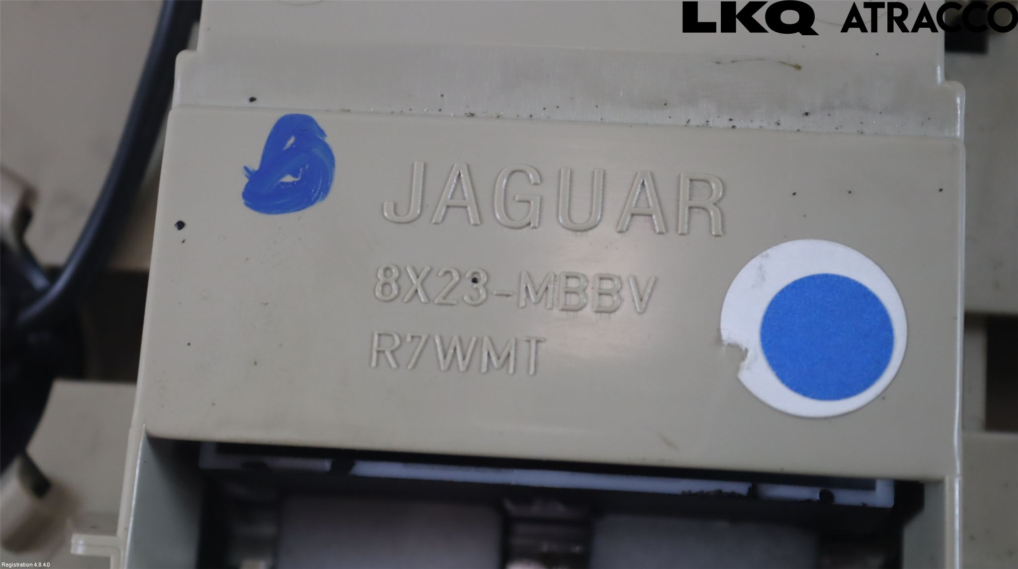 Jaguar XJ X351        10- Innr Taklys