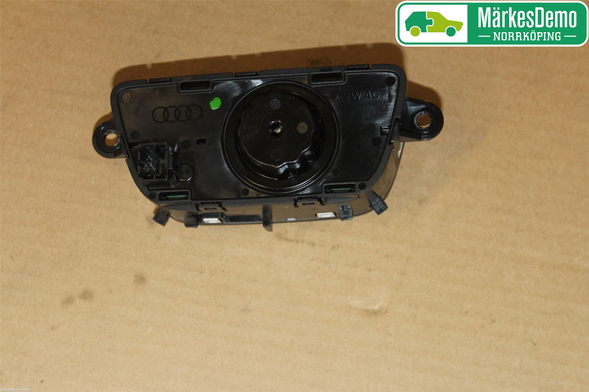 Audi A4/S4 B9 16-19 Bryter Hovedlys