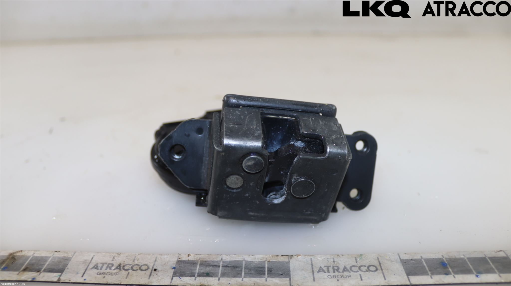 Toyota AURIS 10-12 Bakluke-Lokk Låsekasse