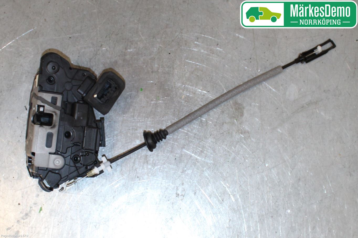 Volkswagen VW POLO 10-17 Dørlås - Låsekasse