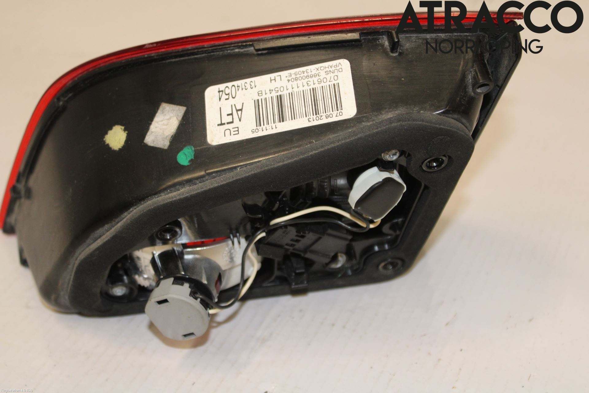 Opel ASTRA J 10-15 Baklykt Venstre  På Luke(Indre