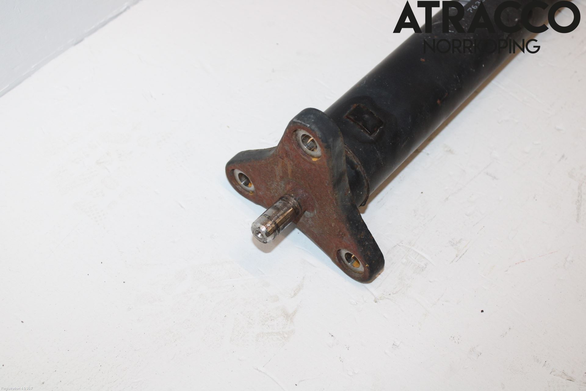BMW 5 F10/F11/F18 09-17 Mellomaksel Kompl
