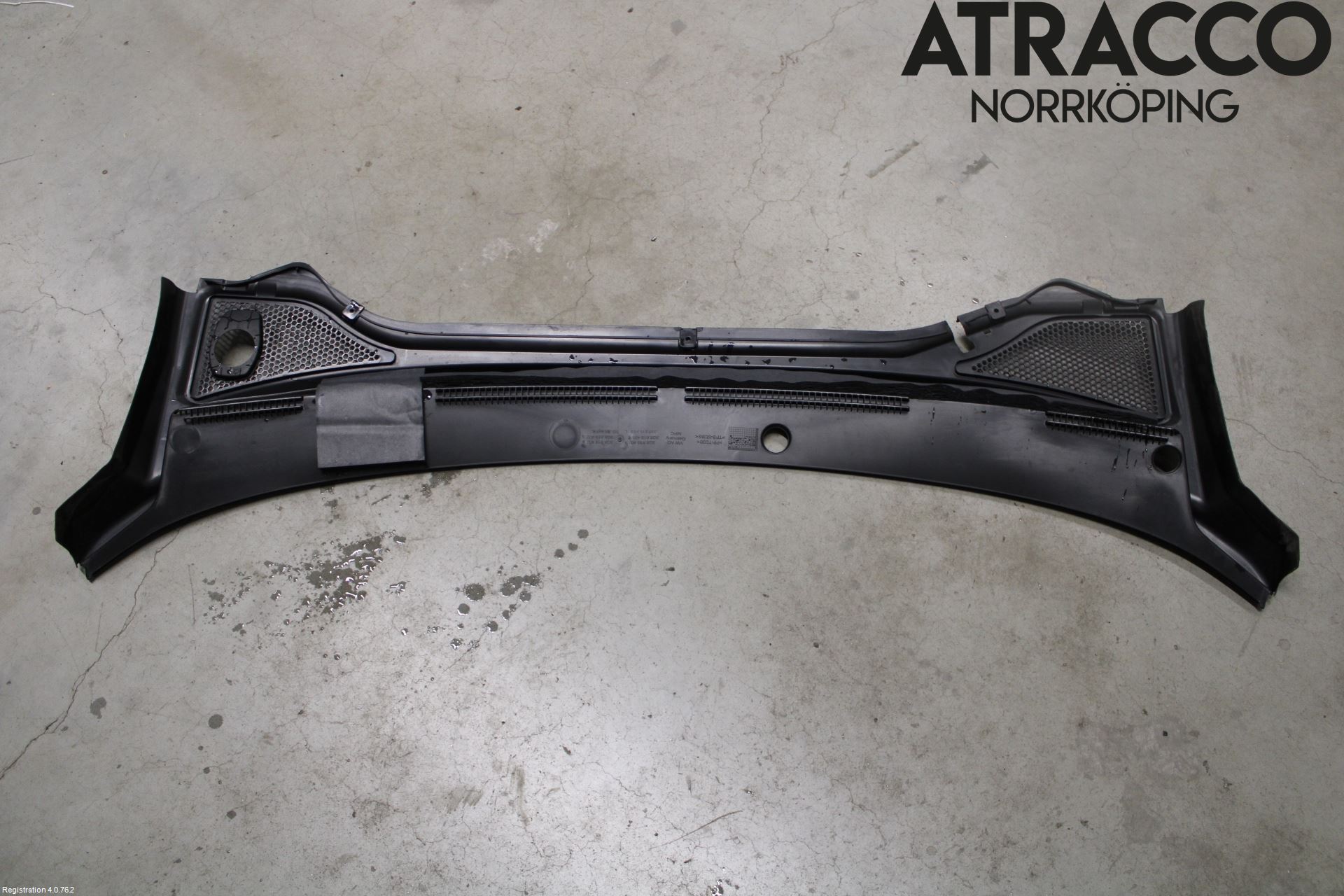 Volkswagen VW ARTEON 17- Visker Deksel-Grill-Under Frr