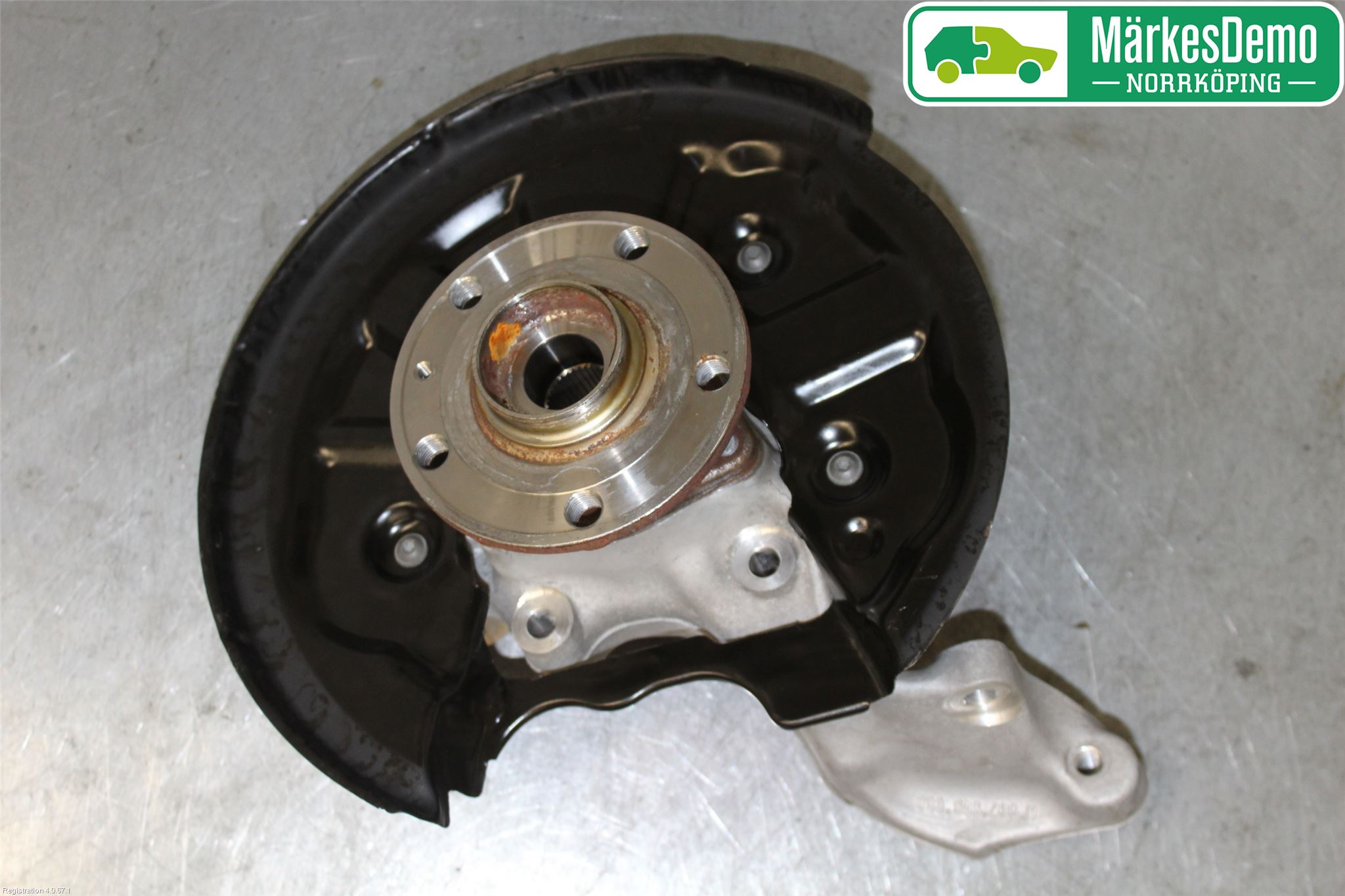 Skoda SUPERB 16-24 Spindel Vb