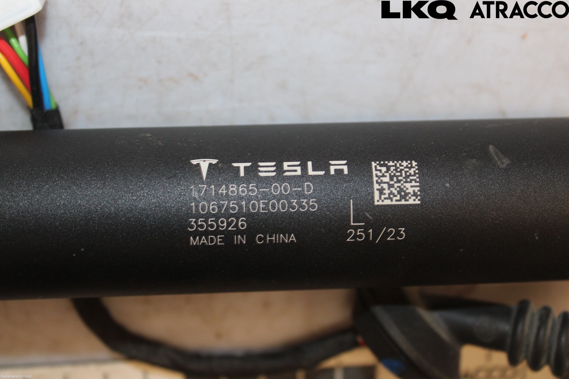 Tesla MODEL 3 17- Bakluke Demper-Gassfjær