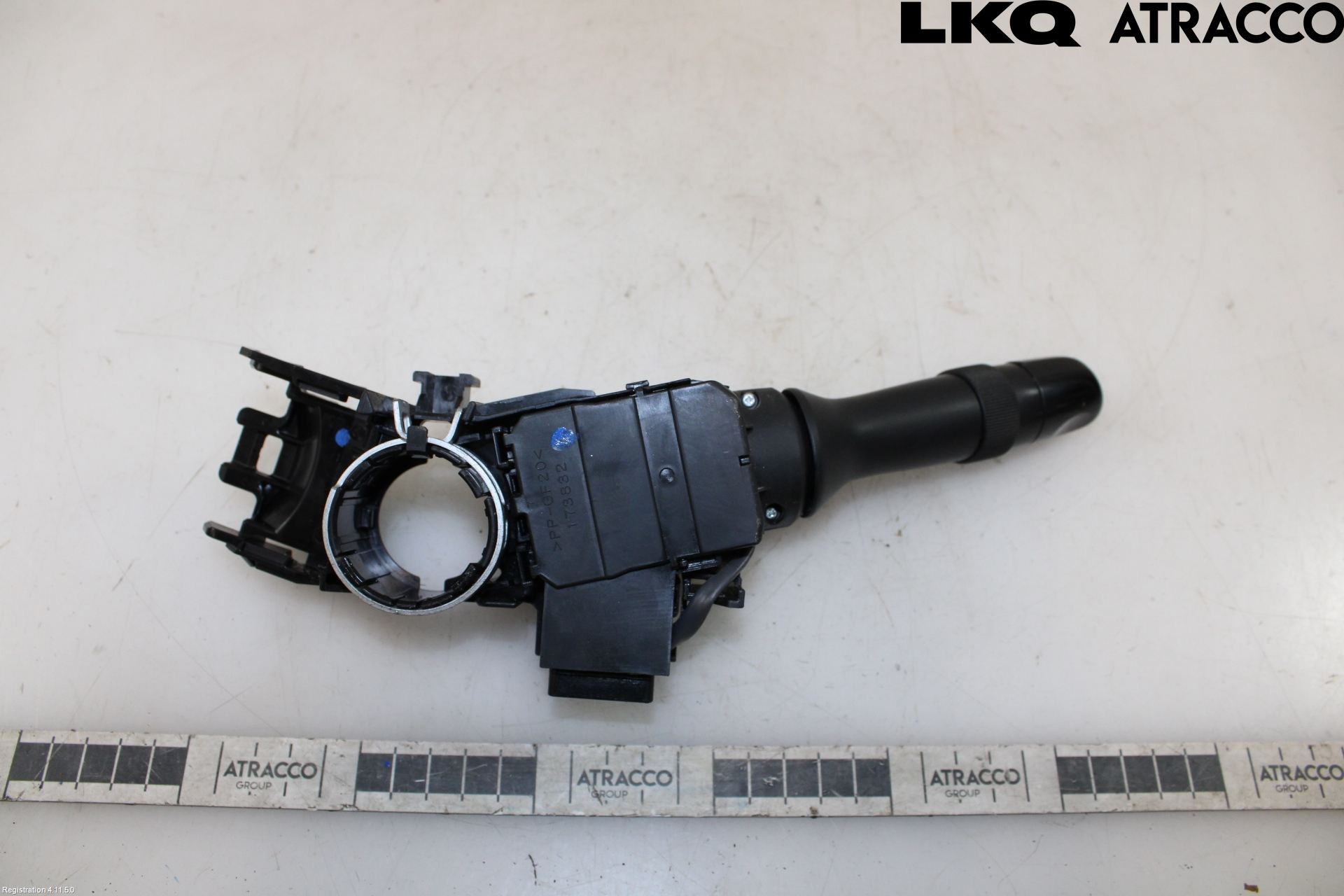 Toyota AURIS 10-12 Bryter Ratt Blinklys - Lys