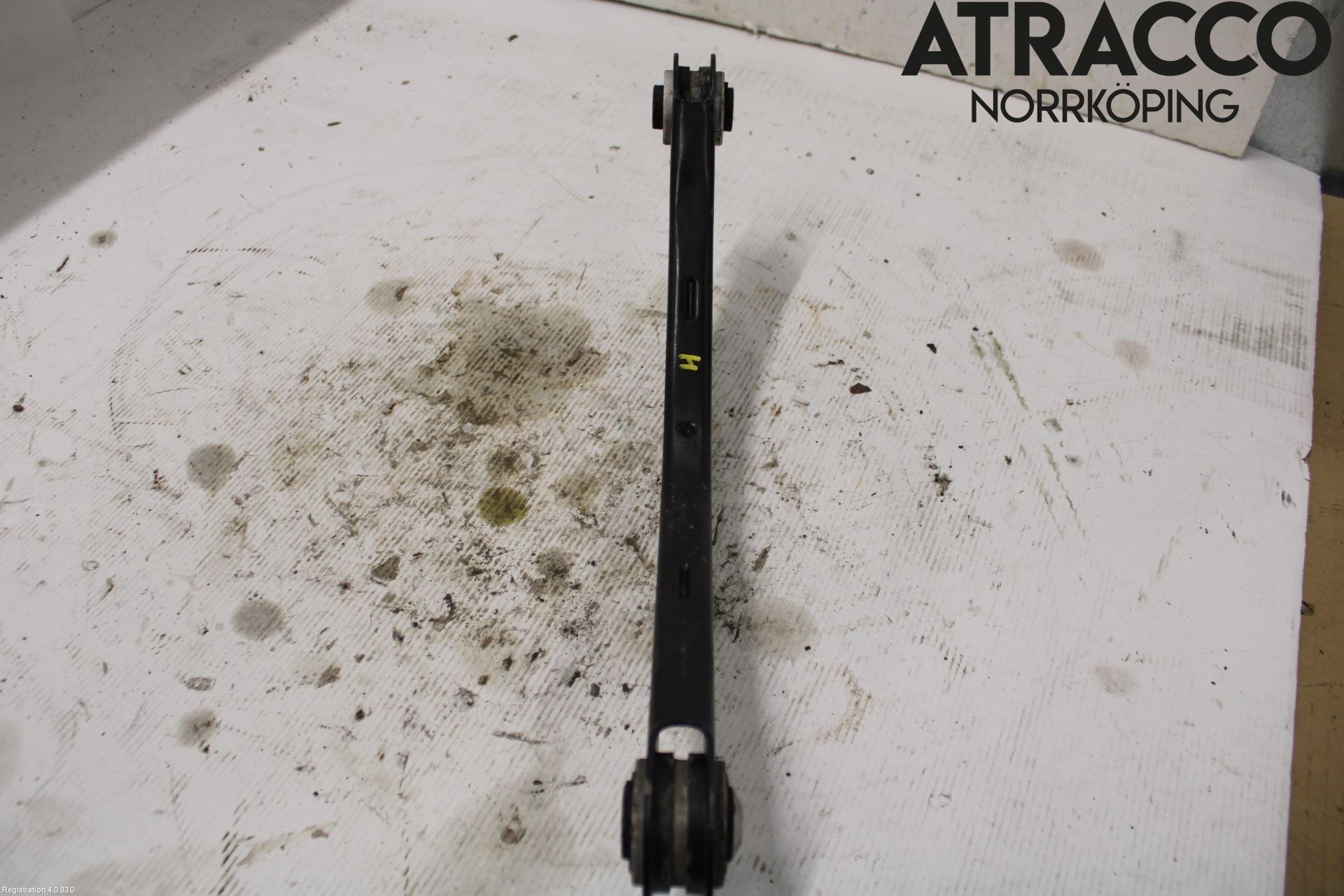 Audi A4/S4 B9 16-19 Bærearm Bak Høyre Øvre