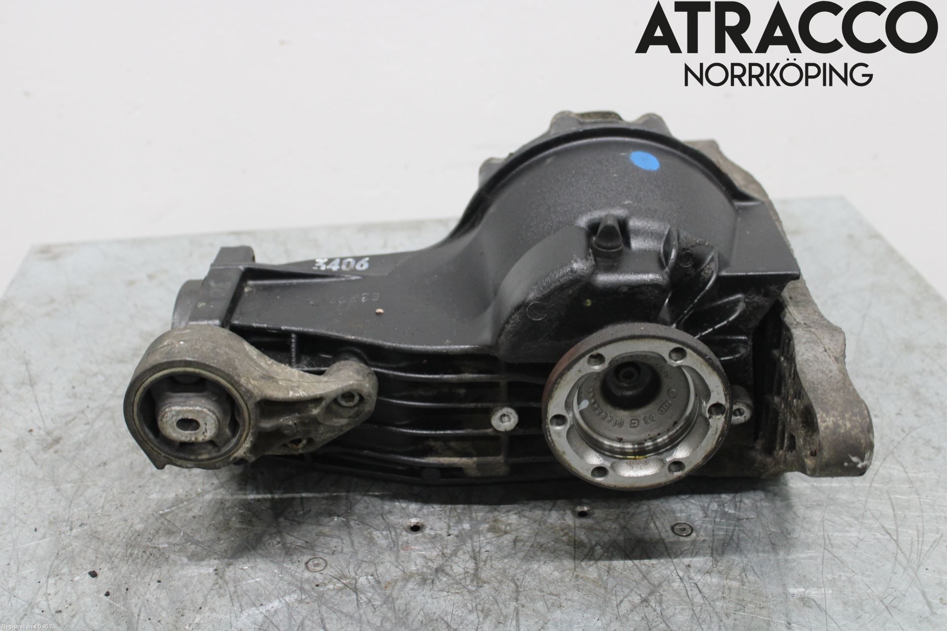 Audi A4/S4 01-05 Bakaksel Kardang Bak -Diff