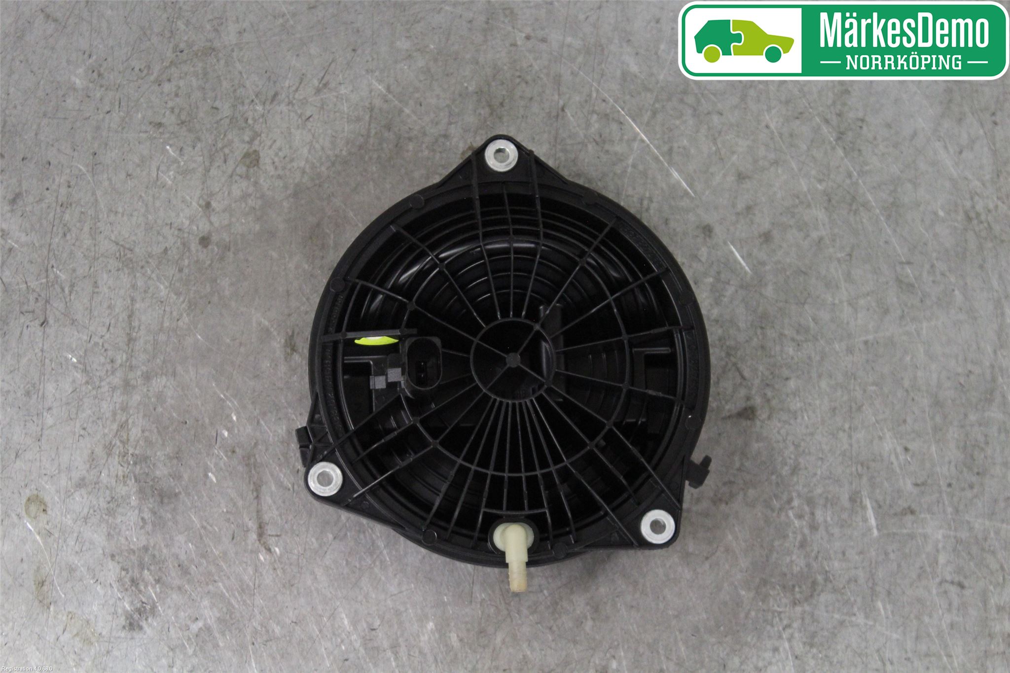 Volkswagen VW GOLF / E-GOLF VII 13-20 Bakluke Handtak Ytre
