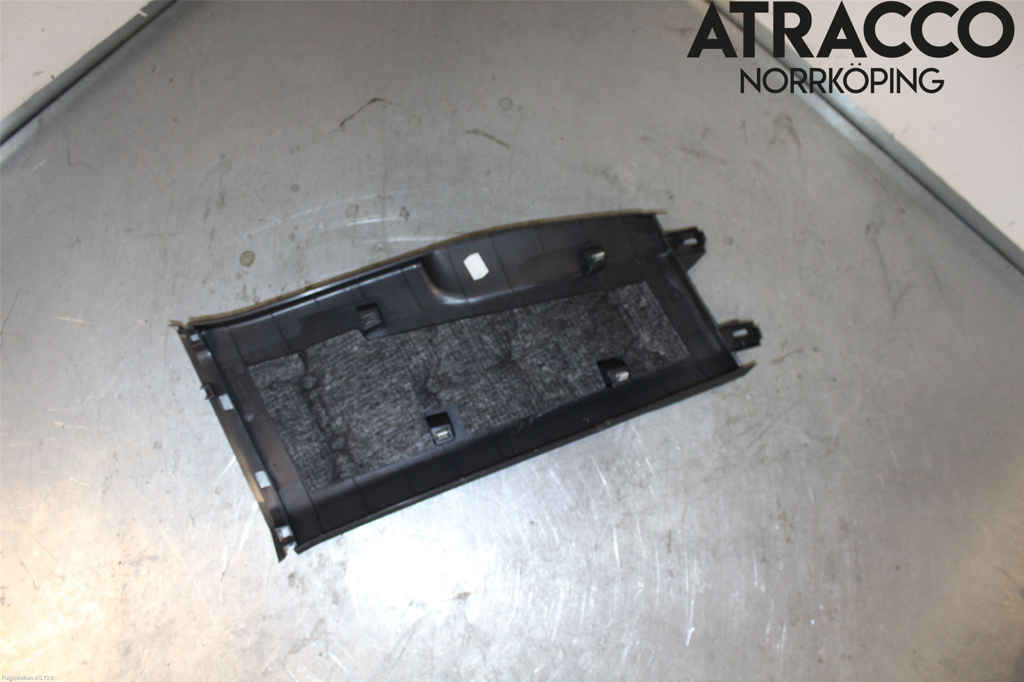 Volkswagen VW PASSAT 20-24 Innr Sidetrekk-Deksel